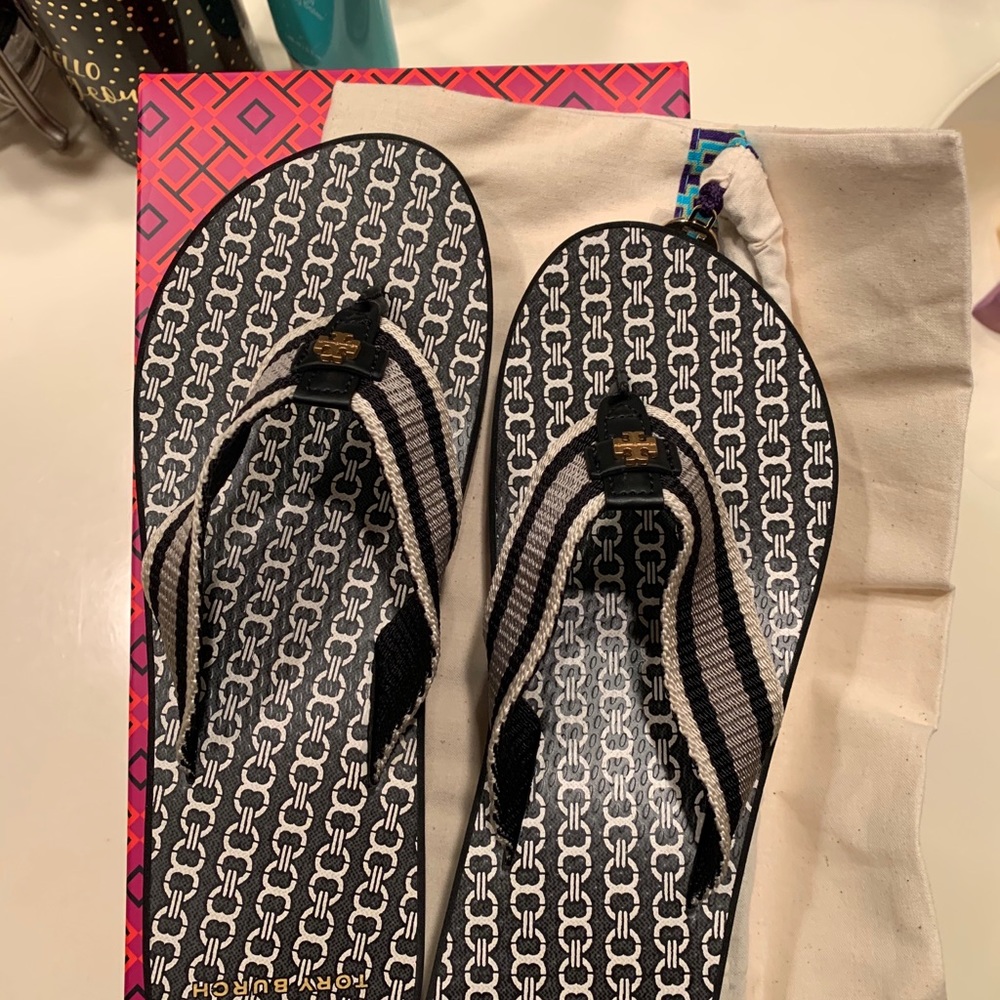 Tory Burch authentic flop wedge sz 9